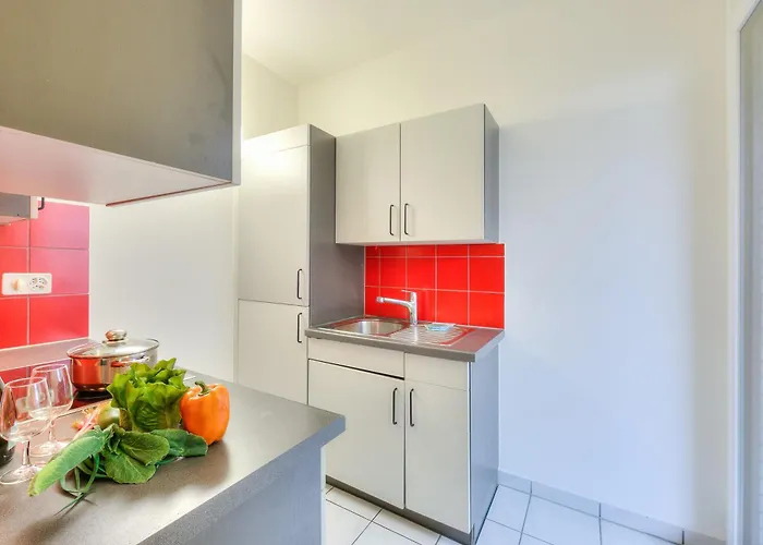 Place - Happy * 로카르노